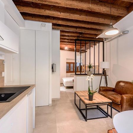 Ferienwohnung Plaisir Du Vieux Lyon Ail Exterior foto